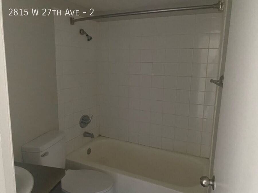2815 Sw 27th Ave #2 - Photo 6 of 11