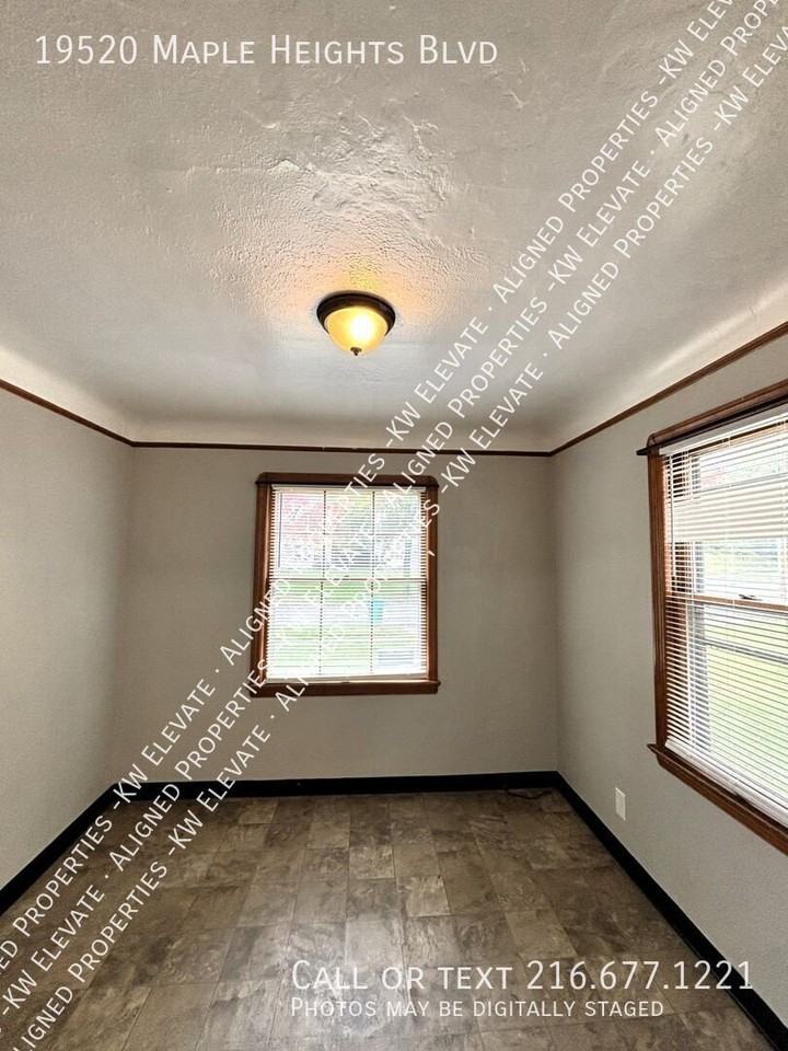 19520 Maple Heights Blvd - Photo 6 of 24