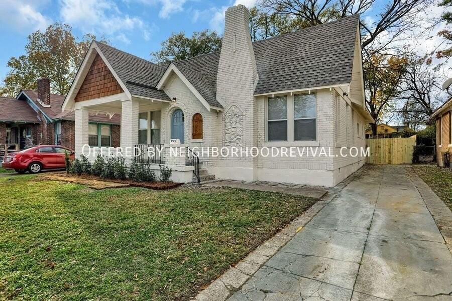 985 N Willett St - Photo 5 of 27