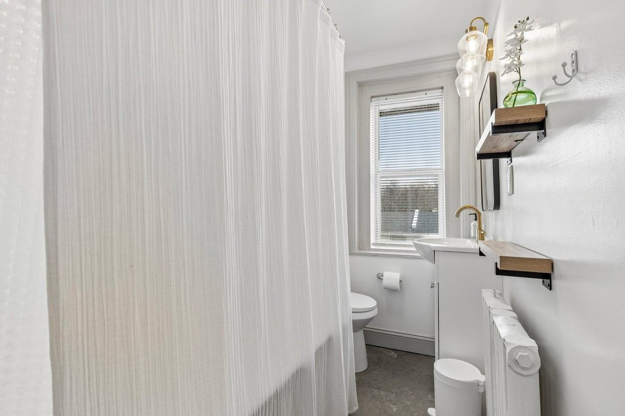 513 E Montgomery Ave #2 - Photo 7 of 15