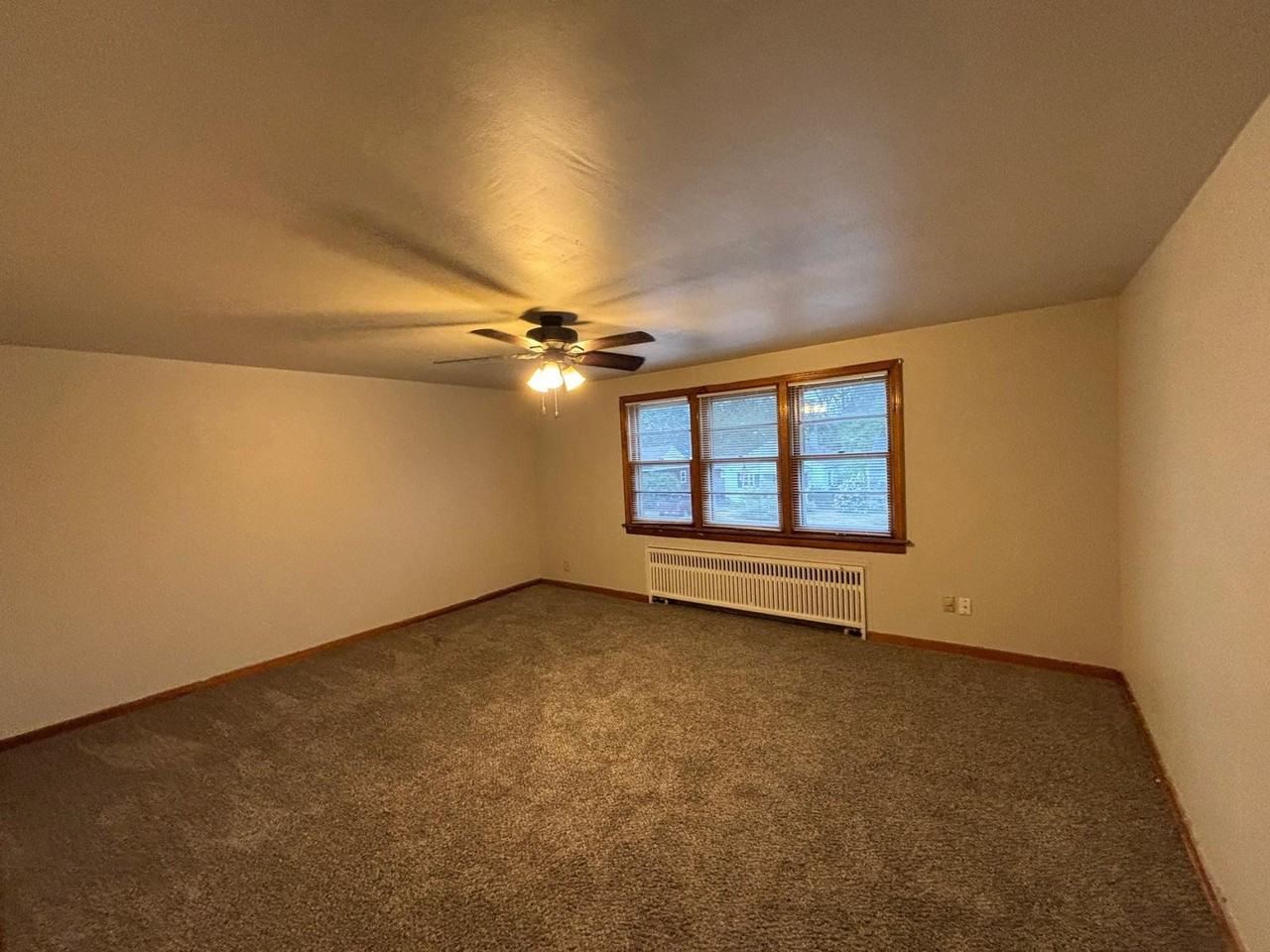 312 S Porter St - Photo 7 of 10