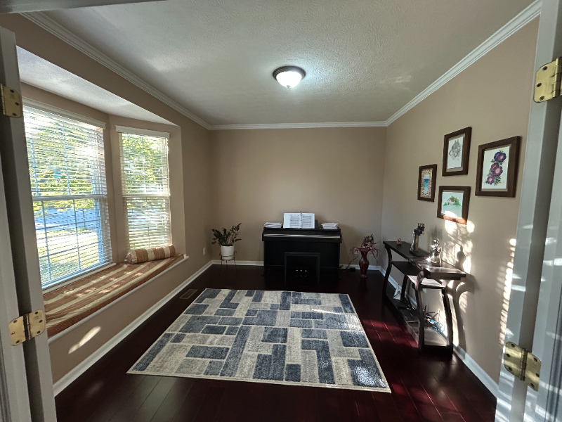 7619 Mill Springs Dr - Photo 3 of 8