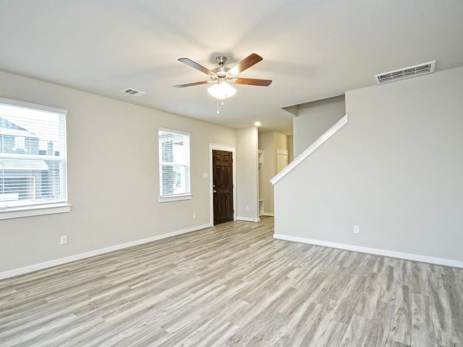 17201 Leafroller Dr Unit A - Photo 4 of 27