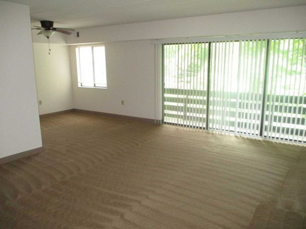 Thorn Run Apartments - Photo 3 of 19