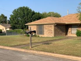 1001 Poplar St - Photo 1 of 1