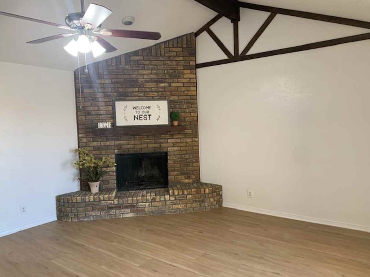 1001 Poplar St - Photo 4 of 19