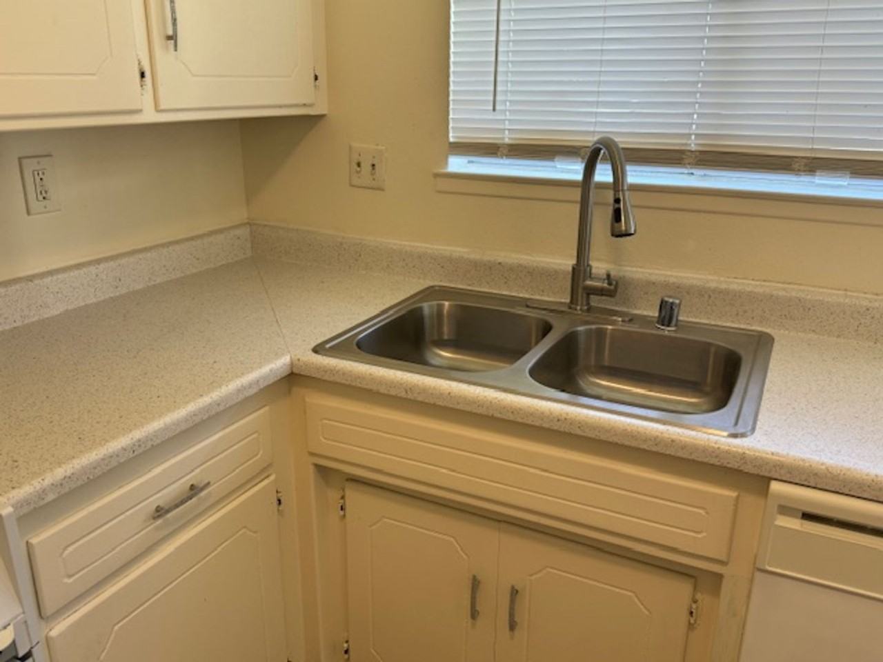 10310 El Camino Real #4 - Photo 5 of 10