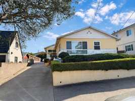 featured image of 109 107, 109 & 111 Seeno St