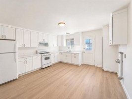 featured image of 109 107, 109 & 111 Seeno St