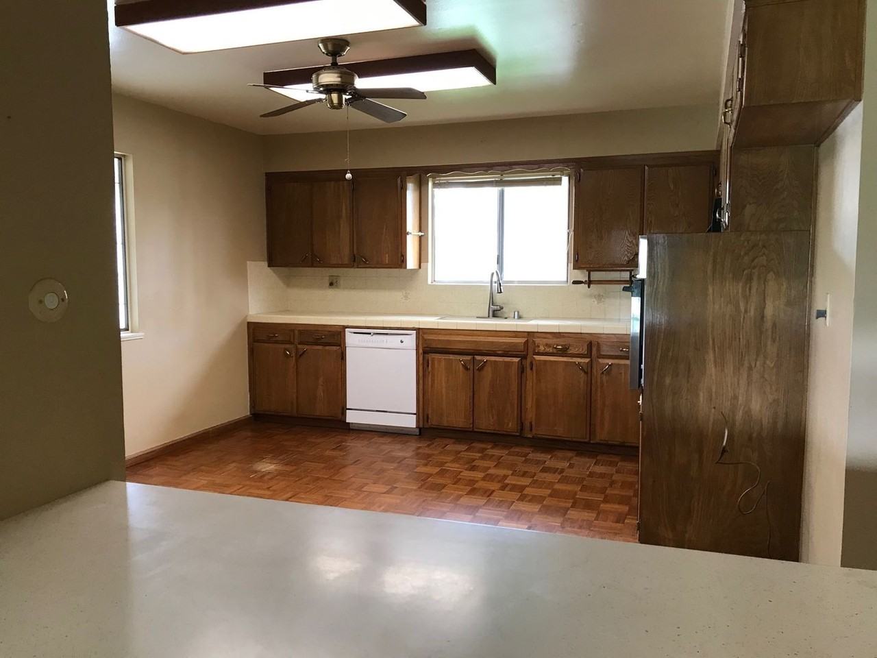 6209 Burke Way - Photo 5 of 12