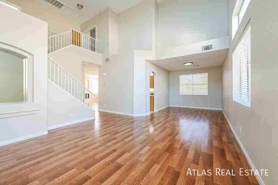 8917 Coral Shale St - Photo 3 of 22