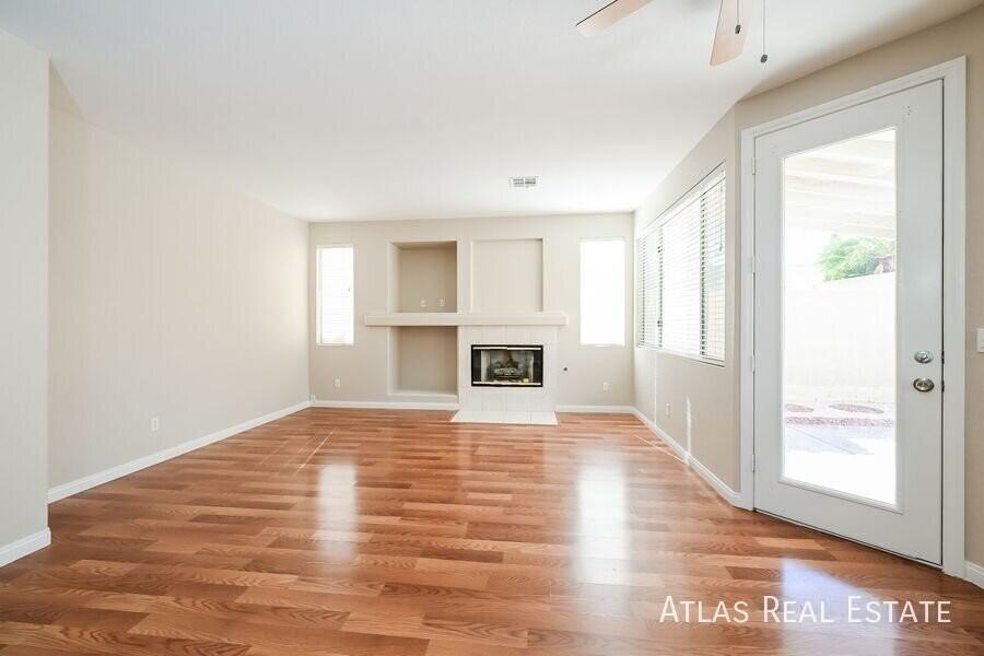 8917 Coral Shale St - Photo 4 of 22