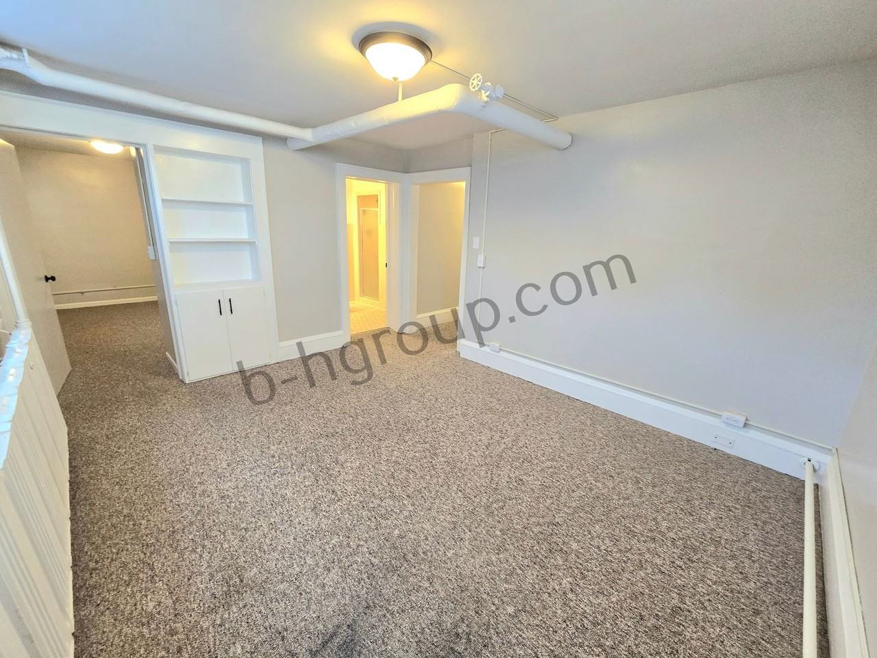 811 60th St - Photo 7 of 23