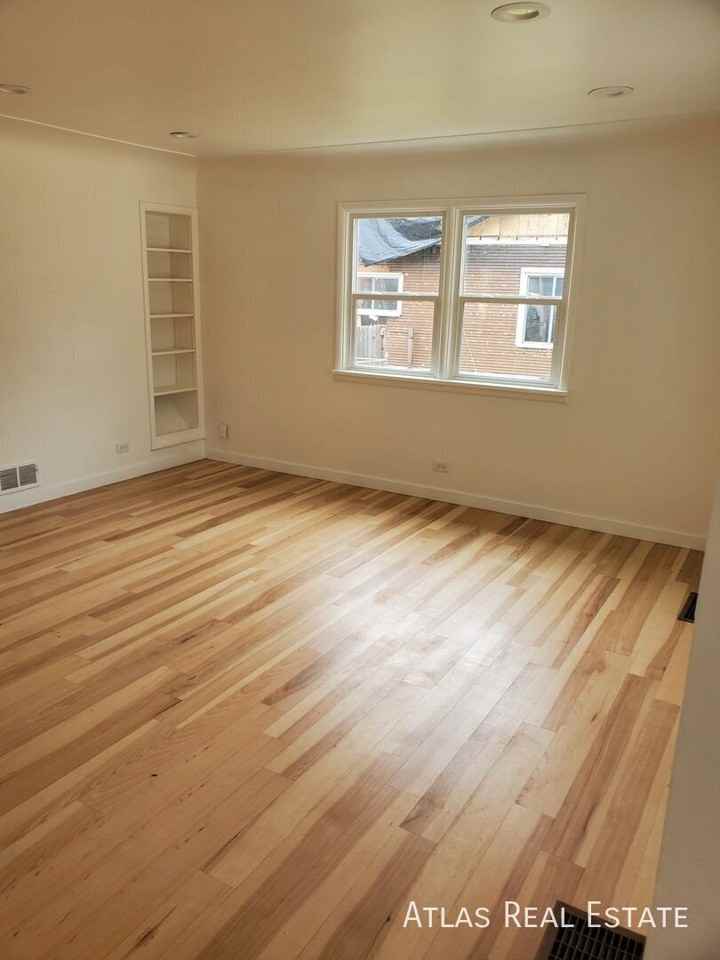 2196 Kendall St - Photo 2 of 22