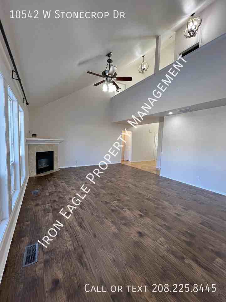 10542 W Stonecrop Dr - Photo 6 of 18
