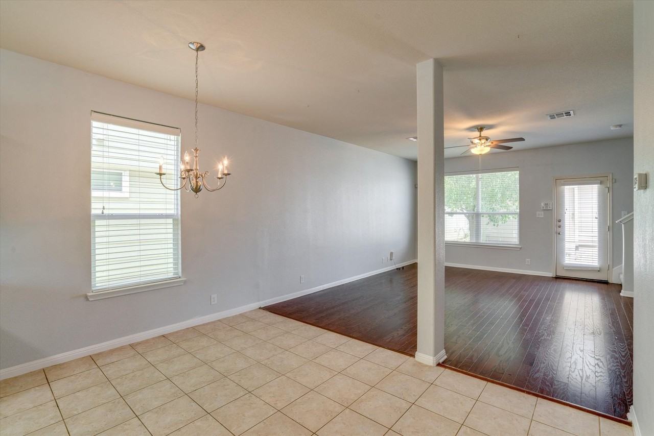 906 Craters Of The Moon Blvd - Photo 7 of 22