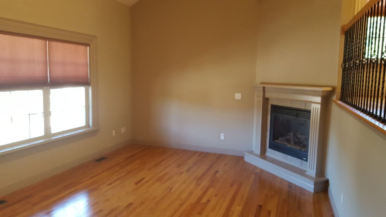 3102 Belinda Ct - Photo 4 of 19