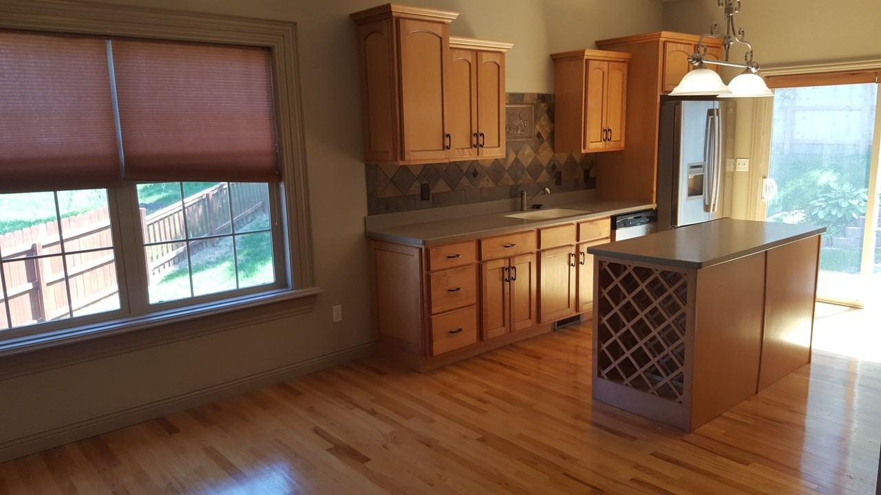 3102 Belinda Ct - Photo 6 of 19