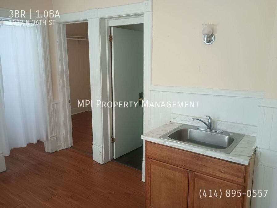 1923 N 36th St - Photo 2 of 10