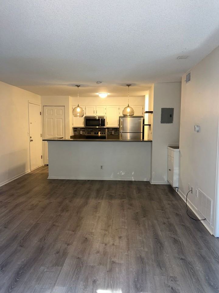 4899 S Dudley St Apt H14 - Photo 3 of 17