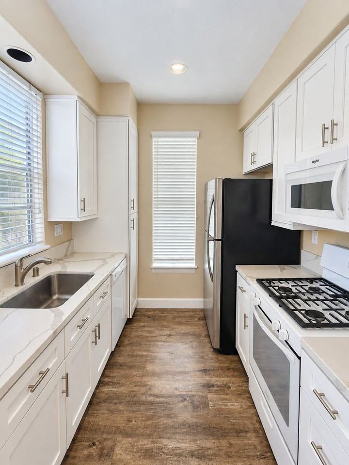 3614 Bernwood Pl #34 - Photo 5 of 18