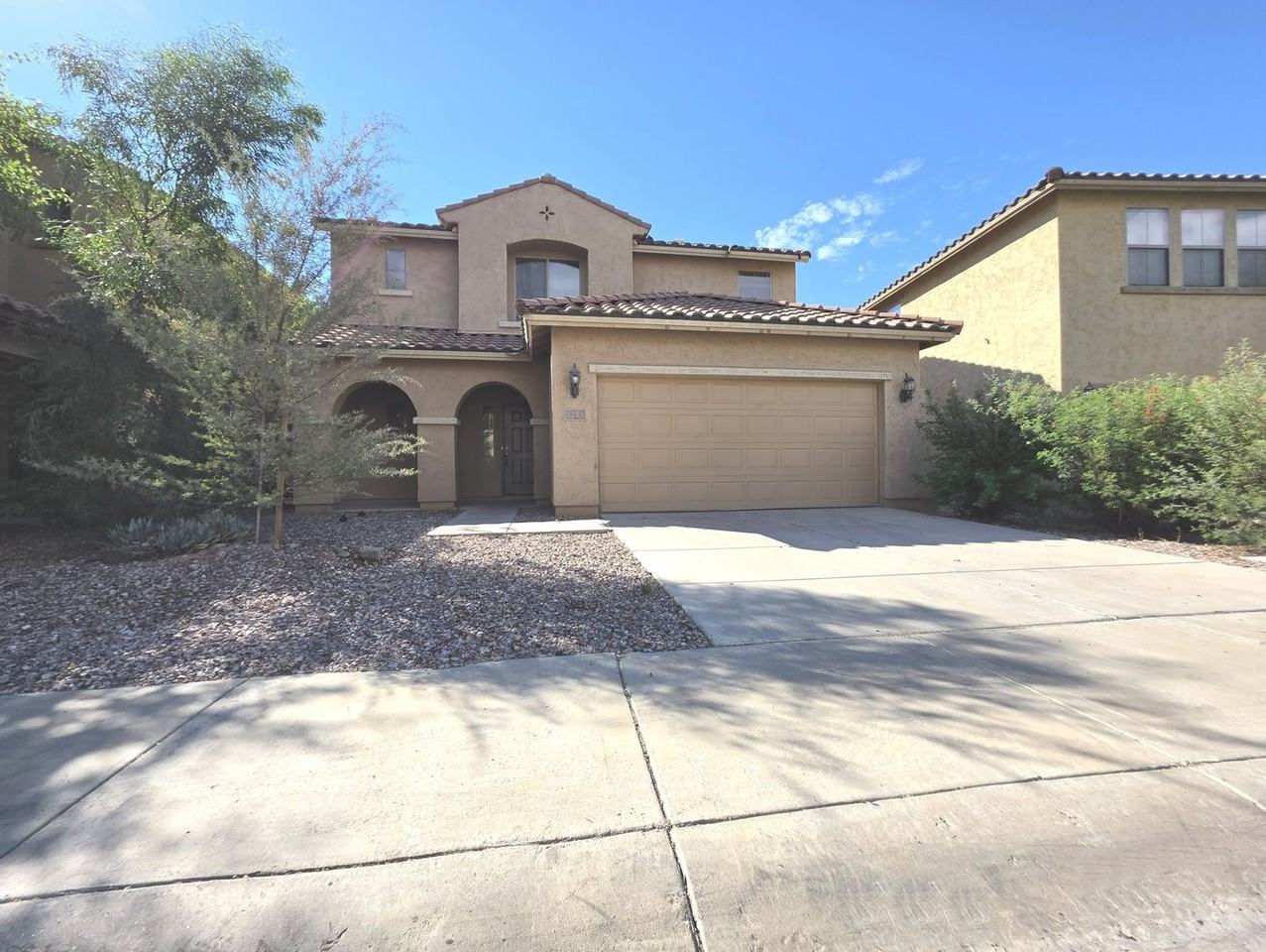 2213 W Kathleen Rd - Photo 2 of 32