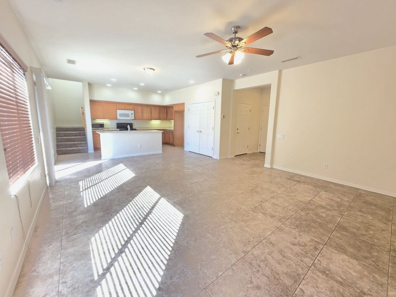 2213 W Kathleen Rd - Photo 5 of 32