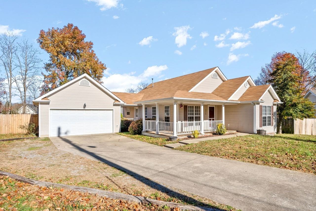 326 White Birch - Photo 3 of 28