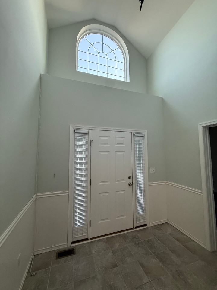 4460 Whitetail Dr - Photo 4 of 18