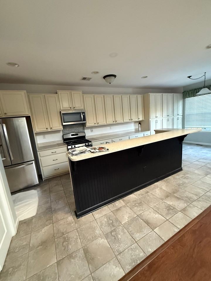 4460 Whitetail Dr - Photo 6 of 18