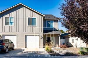 featured image of 2382 Herbert Pl