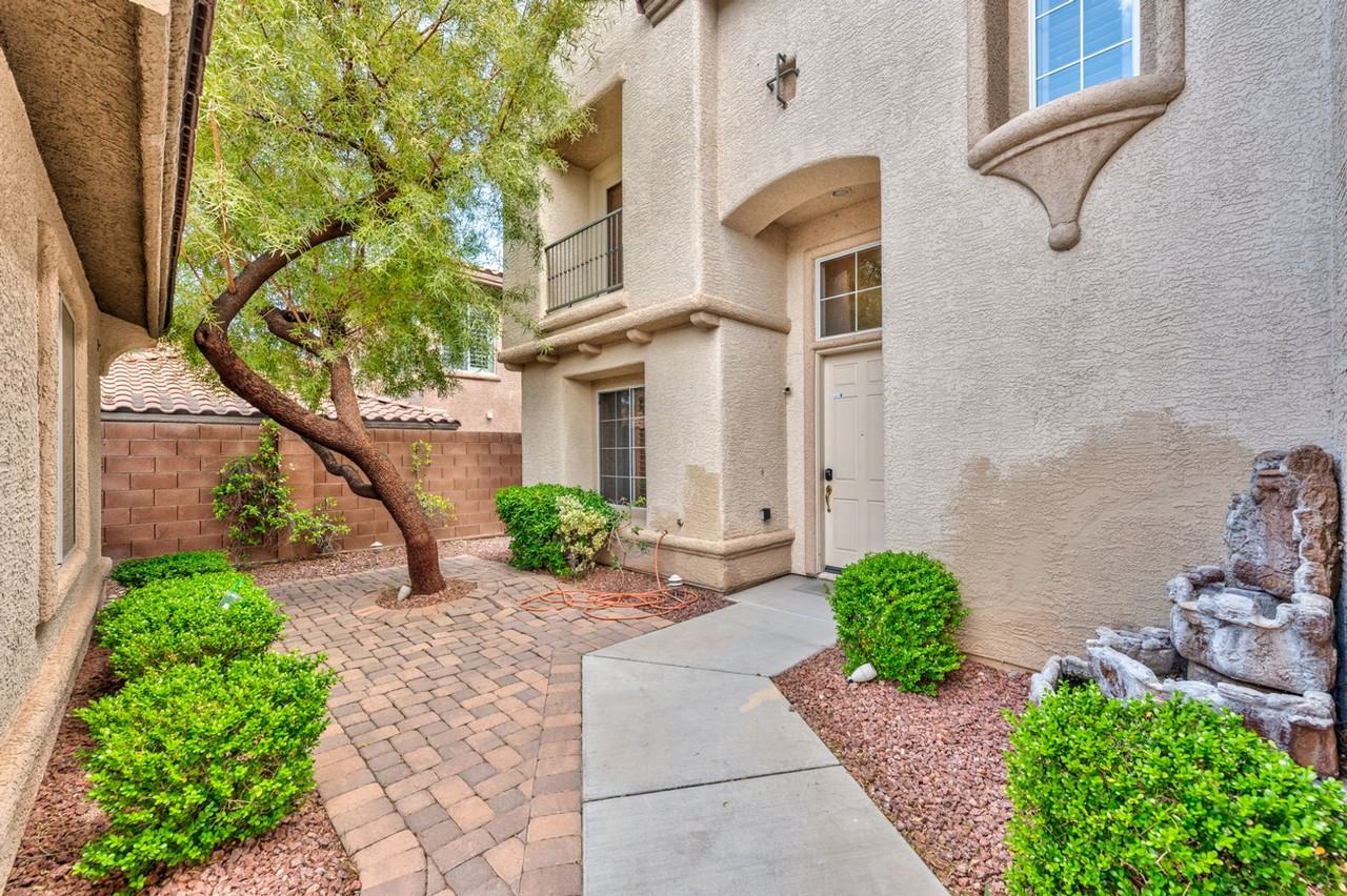 11409 Orazio Dr - Photo 2 of 22