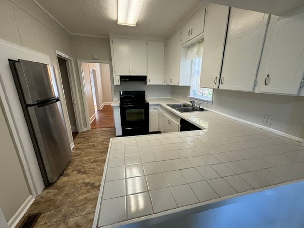 306 E Mclendon Cir - Photo 4 of 9