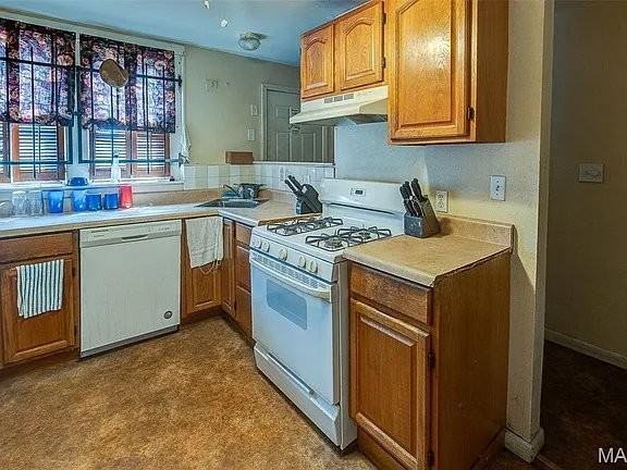 351 N 26th St - Photo 3 of 19