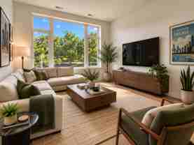 4340 N California Ave #201 - Photo 1 of 1