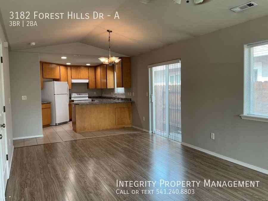 3182 Forest Hills Dr #A - Photo 3 of 18