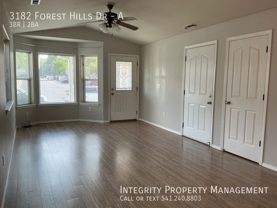 3182 Forest Hills Dr #A - Photo 5 of 18