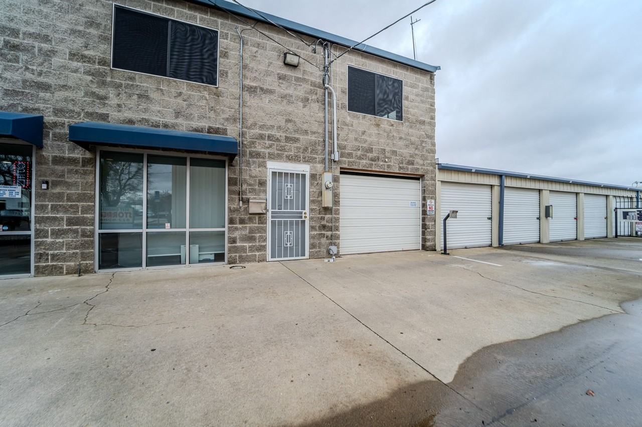 875 Forbes Ave - Photo 2 of 20