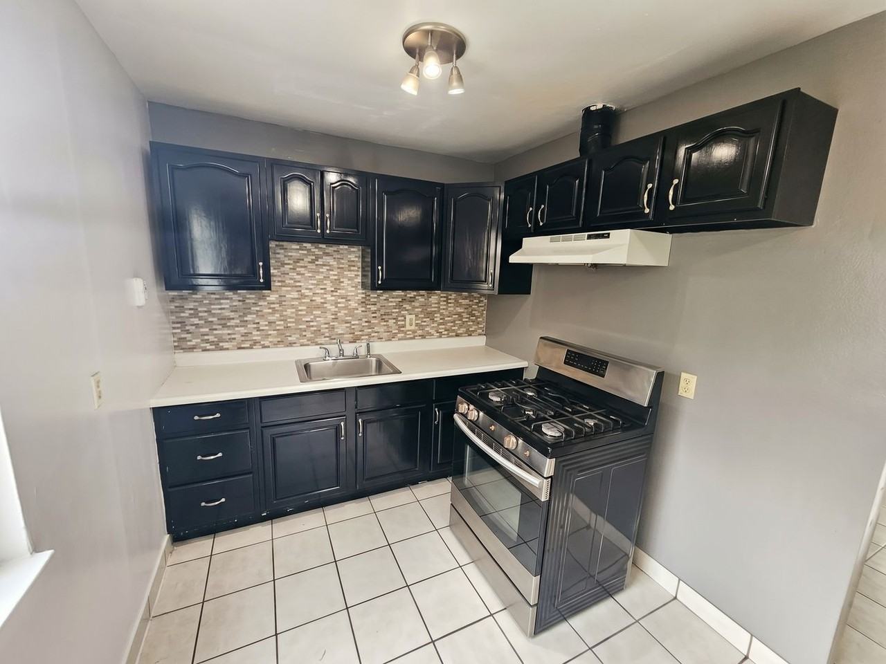 26232 Gamboa St #04 - Photo 5 of 12