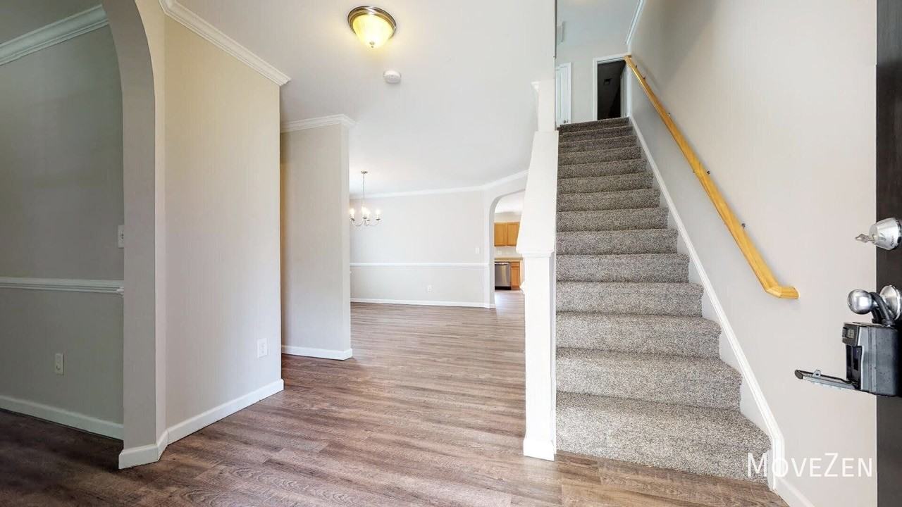 4438 Stonewall Dr - Photo 7 of 42