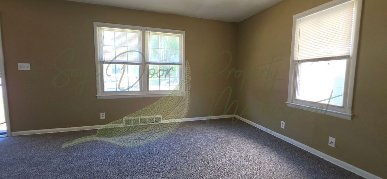 1131 N Cottage St - Photo 4 of 21