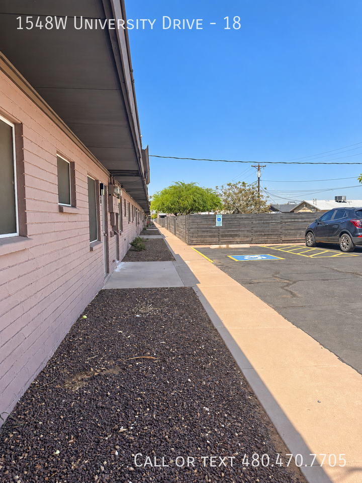 1548W W University Dr #18 - Photo 4 of 16