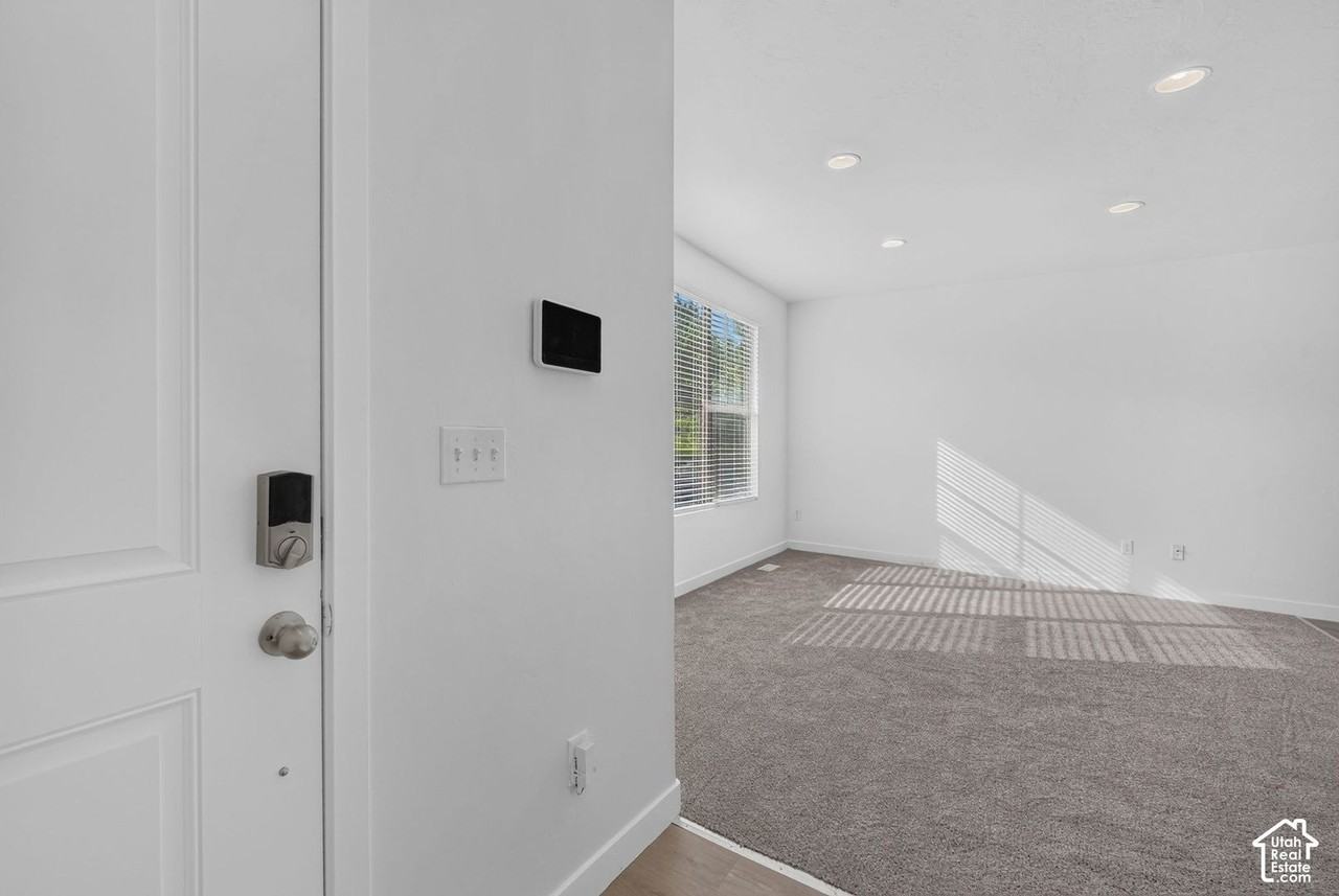 14599 S Auroral Way - Photo 5 of 34