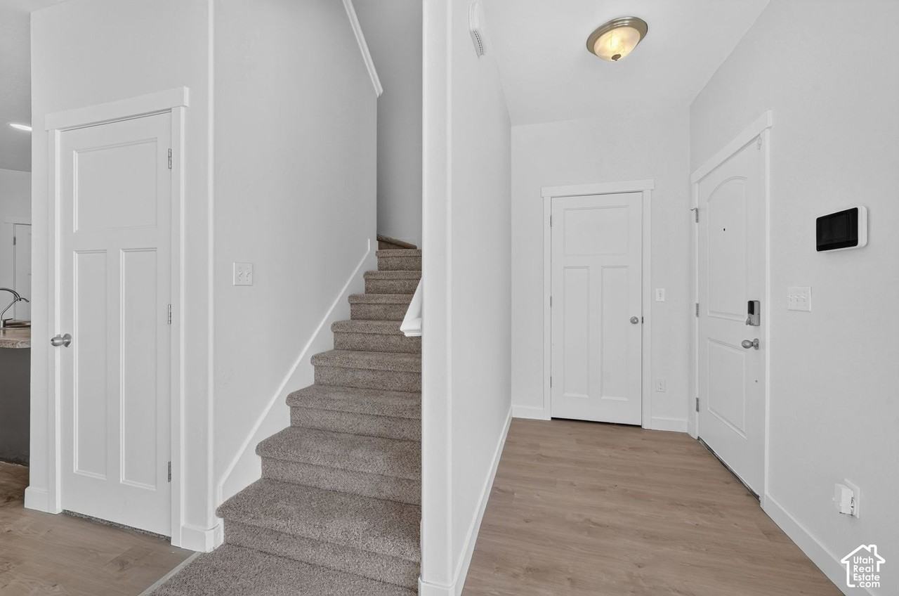 14599 S Auroral Way - Photo 6 of 34