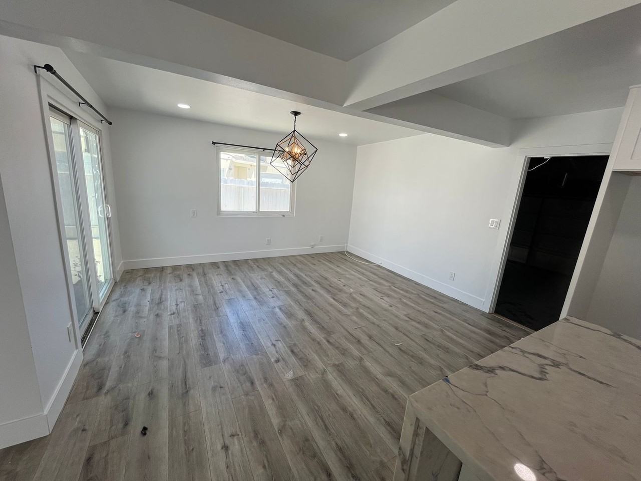 705 705 Jay Circle Front House - Photo 5 of 10