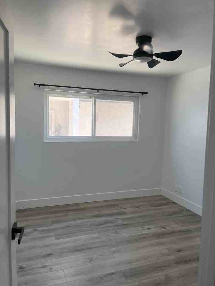 705 705 Jay Circle Front House - Photo 6 of 10