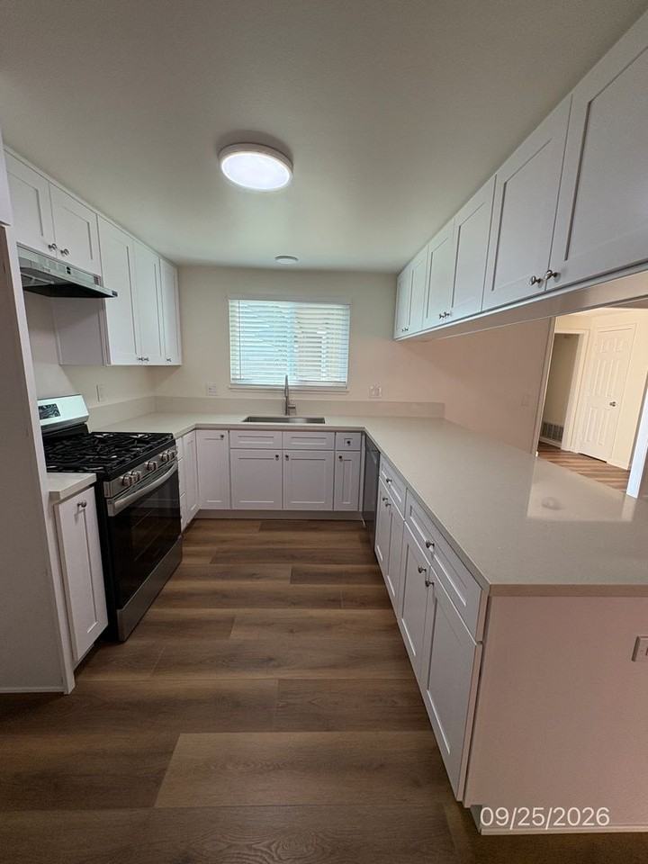 6114 Mckinley Ave - Photo 3 of 21