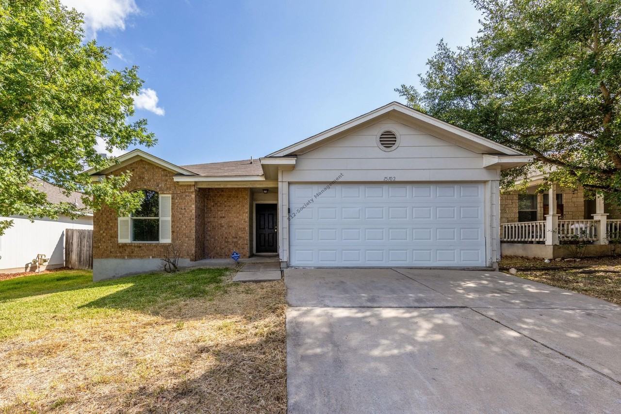 15102 Nuttall Dr - Photo 2 of 38