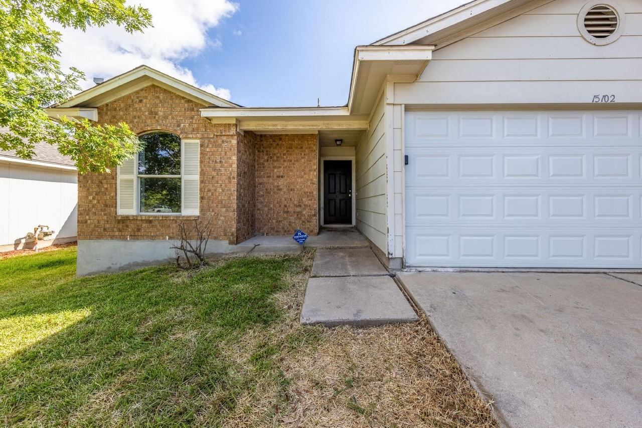 15102 Nuttall Dr - Photo 3 of 38
