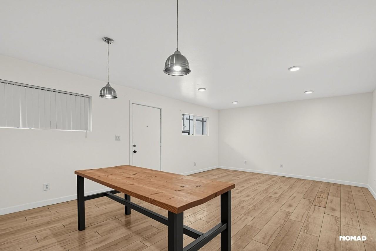 2326 Locust Ave - Photo 7 of 25